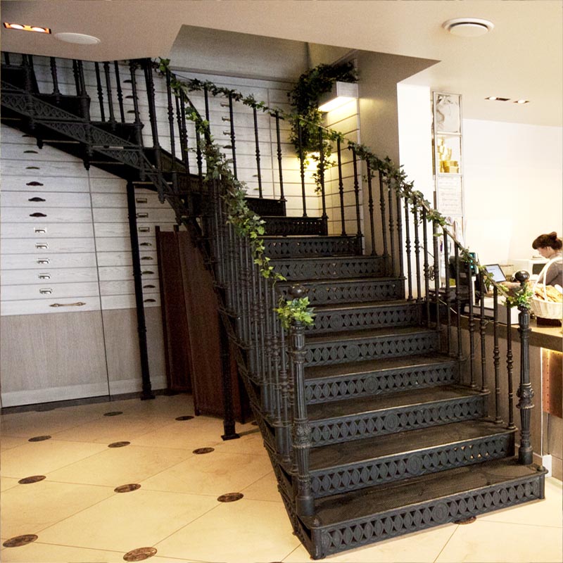 винтовая лестница в на второй